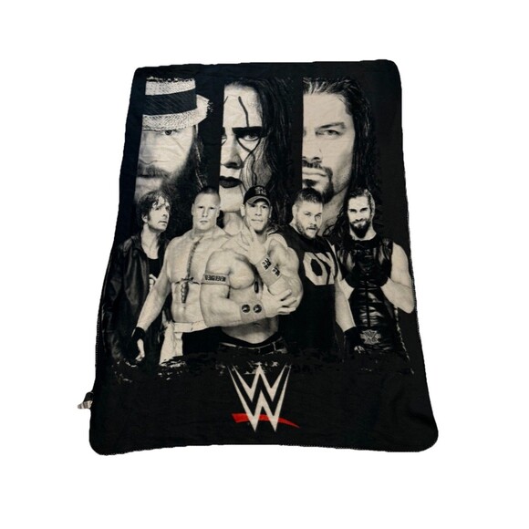 Silver Buffalo WWE All Stars Fleece Throw Blanket 50 X60 In Cena reigns Ambrose - Picture 1 of 3